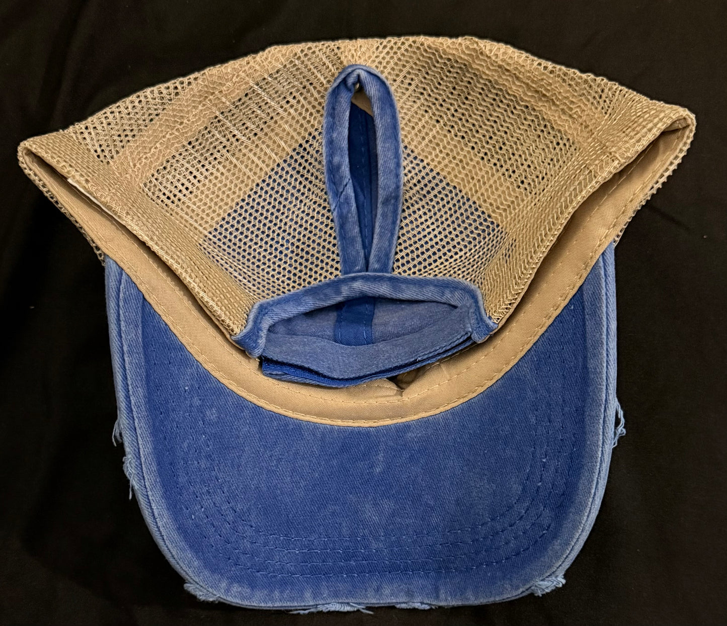 🏆THE WINNING TEAM🏆 blue/red stone wash trucker hat