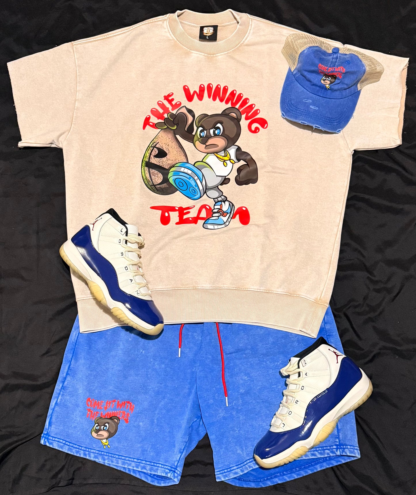 🏆THE WINNING TEAM🏆 cream/red stone wash sweatshirt